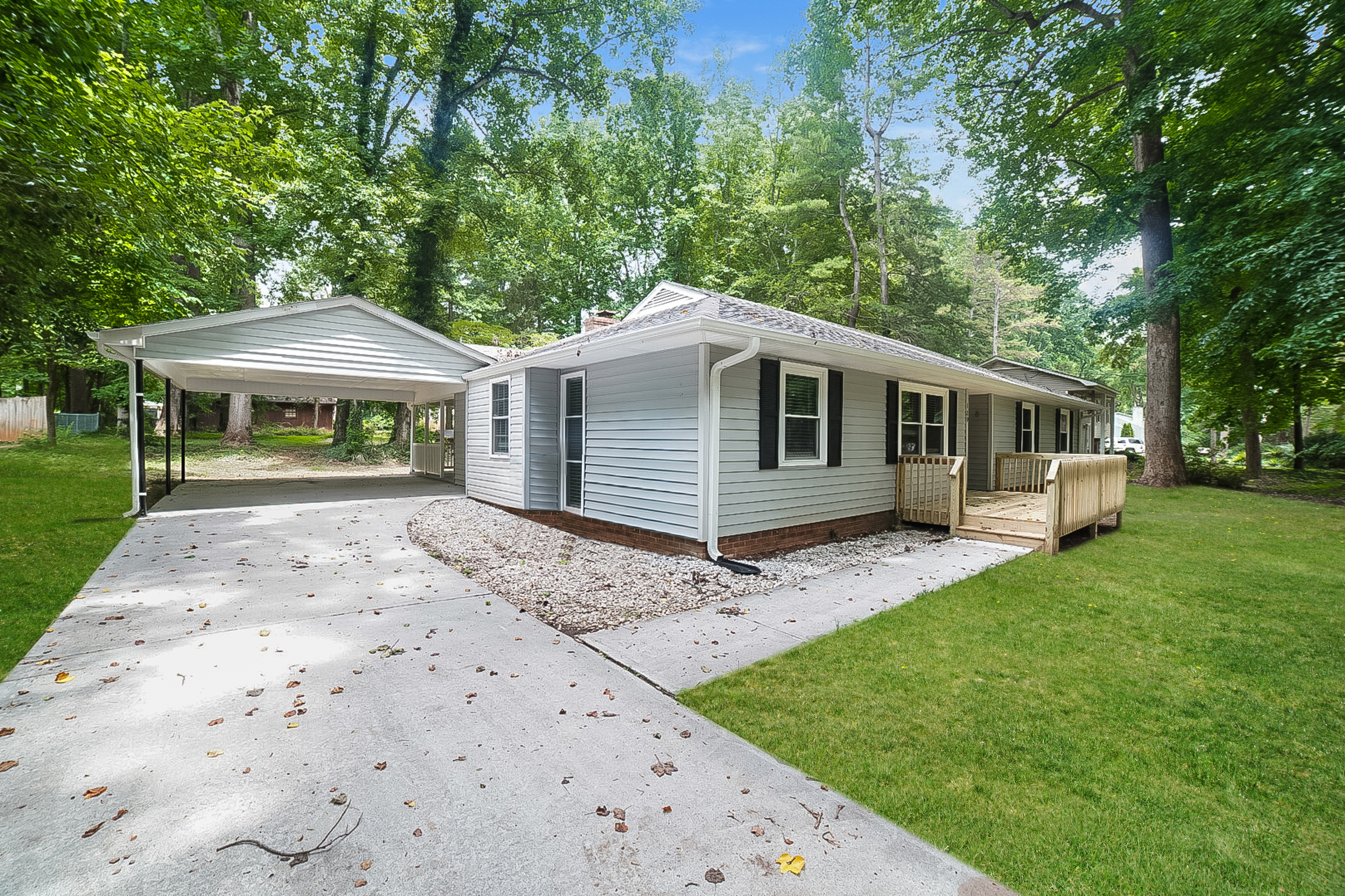 129 WESTRIDGE RD ADVANCE, NC 27006